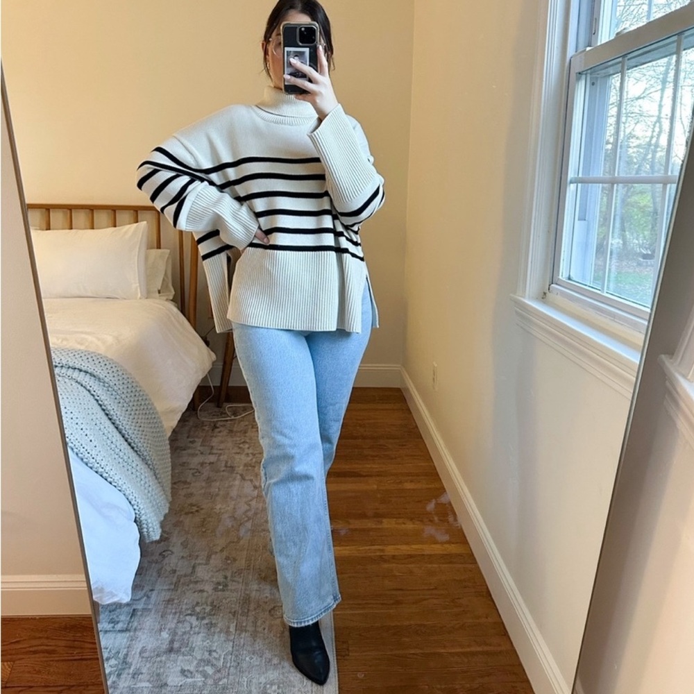 Gap Turtleneck Sweater